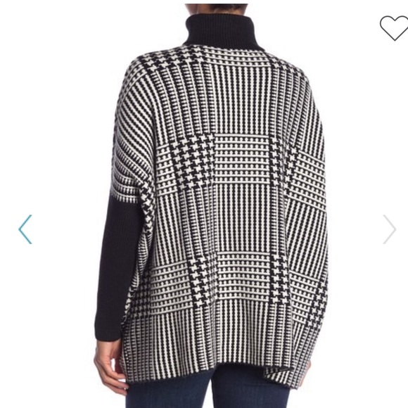 Printed Turtleneck Sweater - Picture 2 of 3